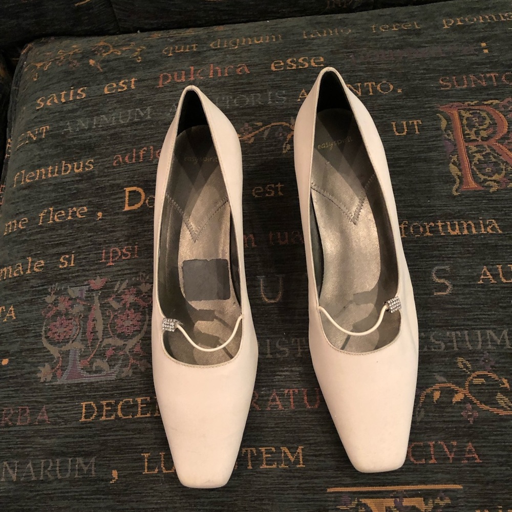 Beige 1 inch high heels